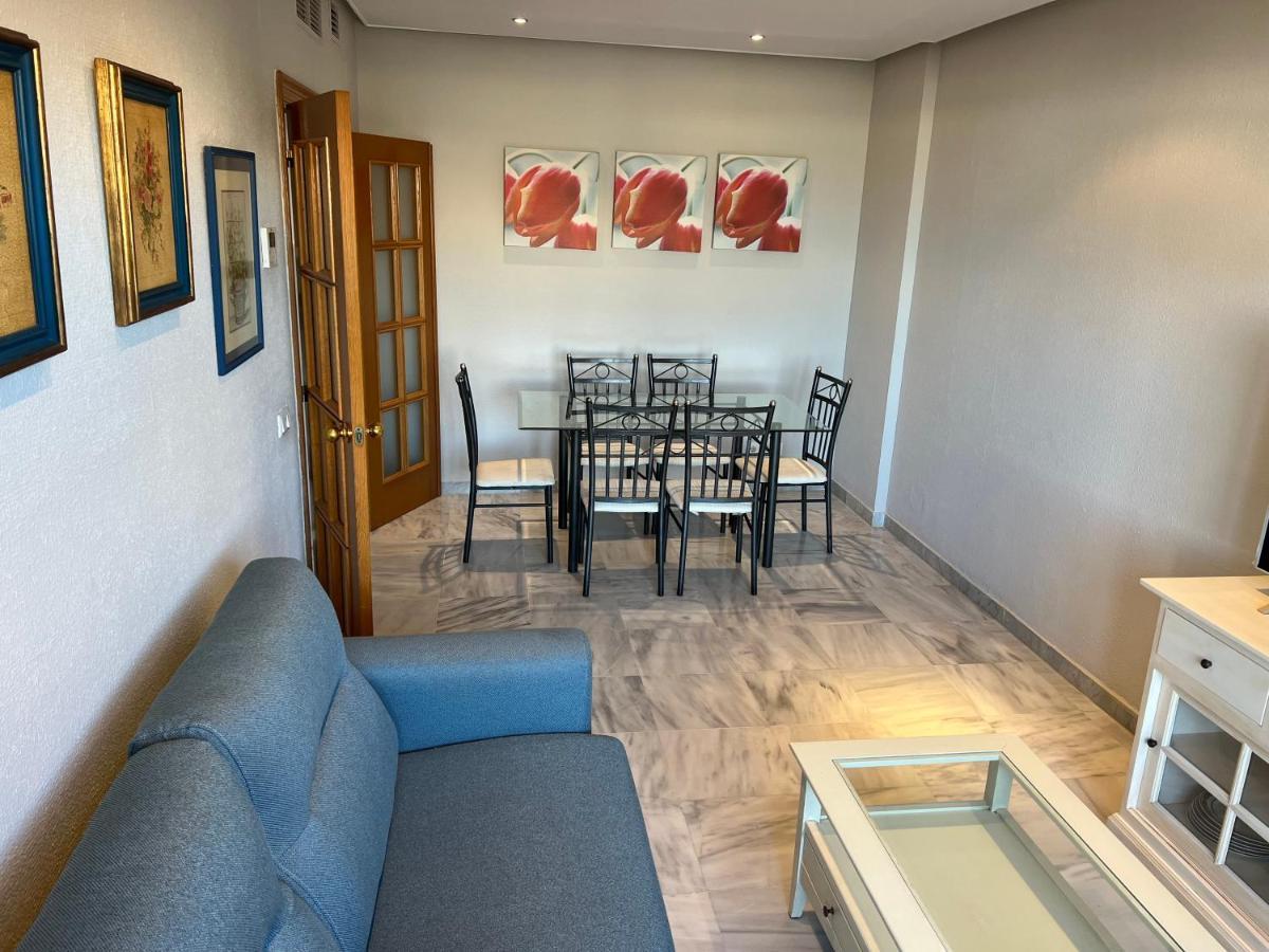 Atico Primera Linea De Playa. Apartamento *