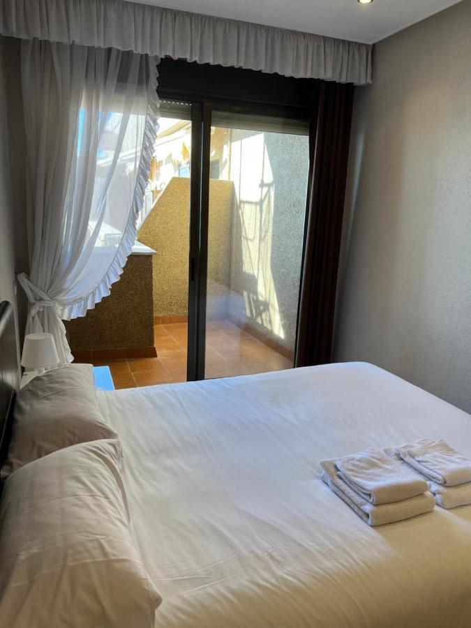 Apartamento Atico Primera Linea De Playa.