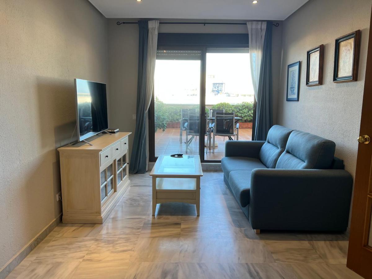 Atico Primera Linea De Playa. Apartamento